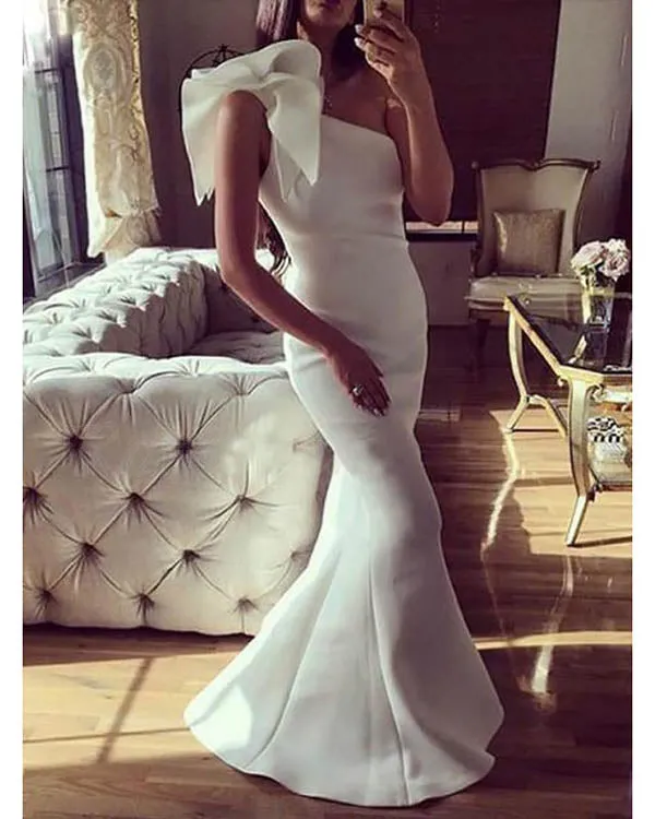 2018 Elegant Burgundy Prom Dresses Mermaid One Shoulder Flounced Sexy Evening Gowns Long