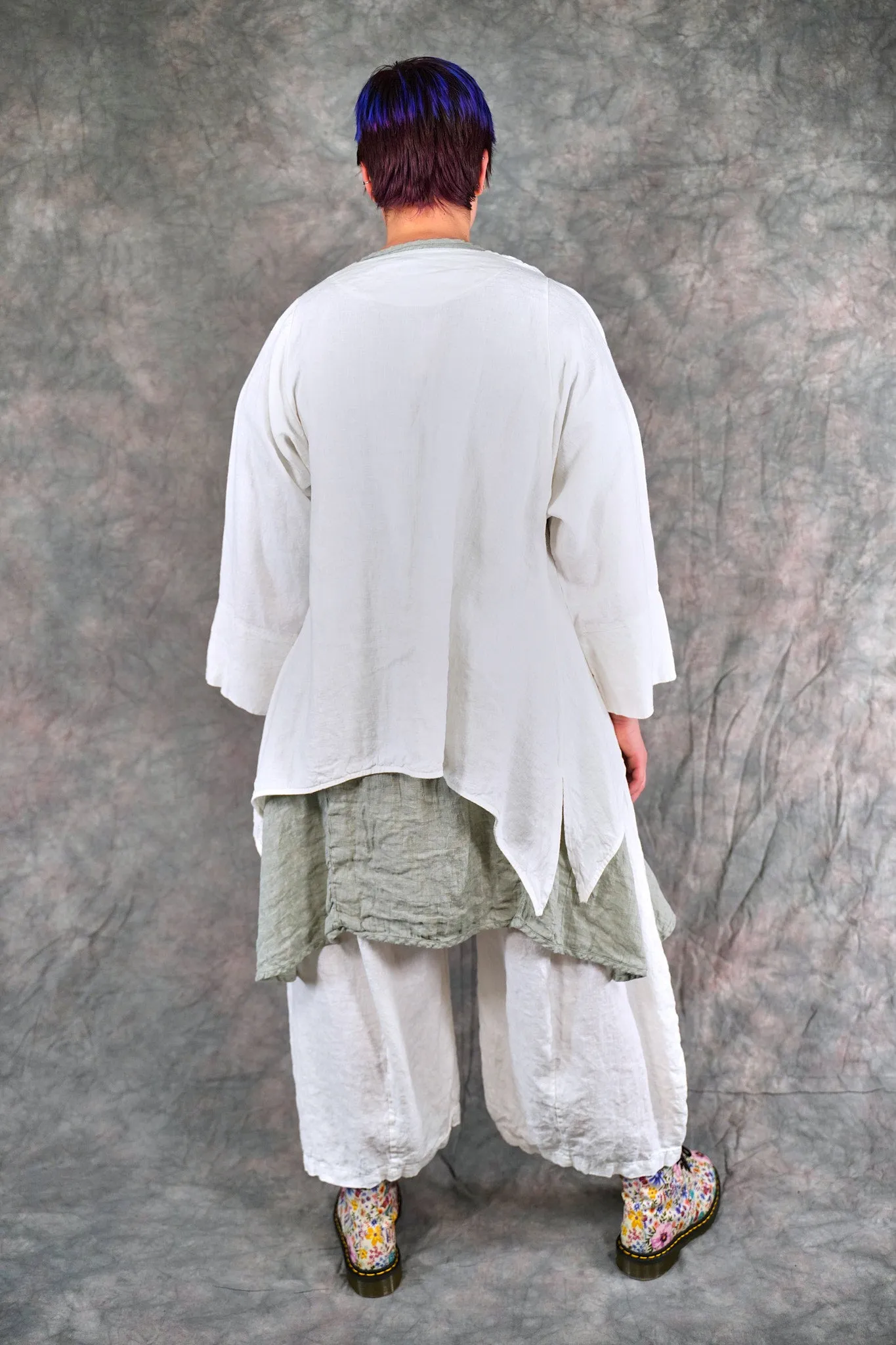 5289 Basque Cardigan White-U