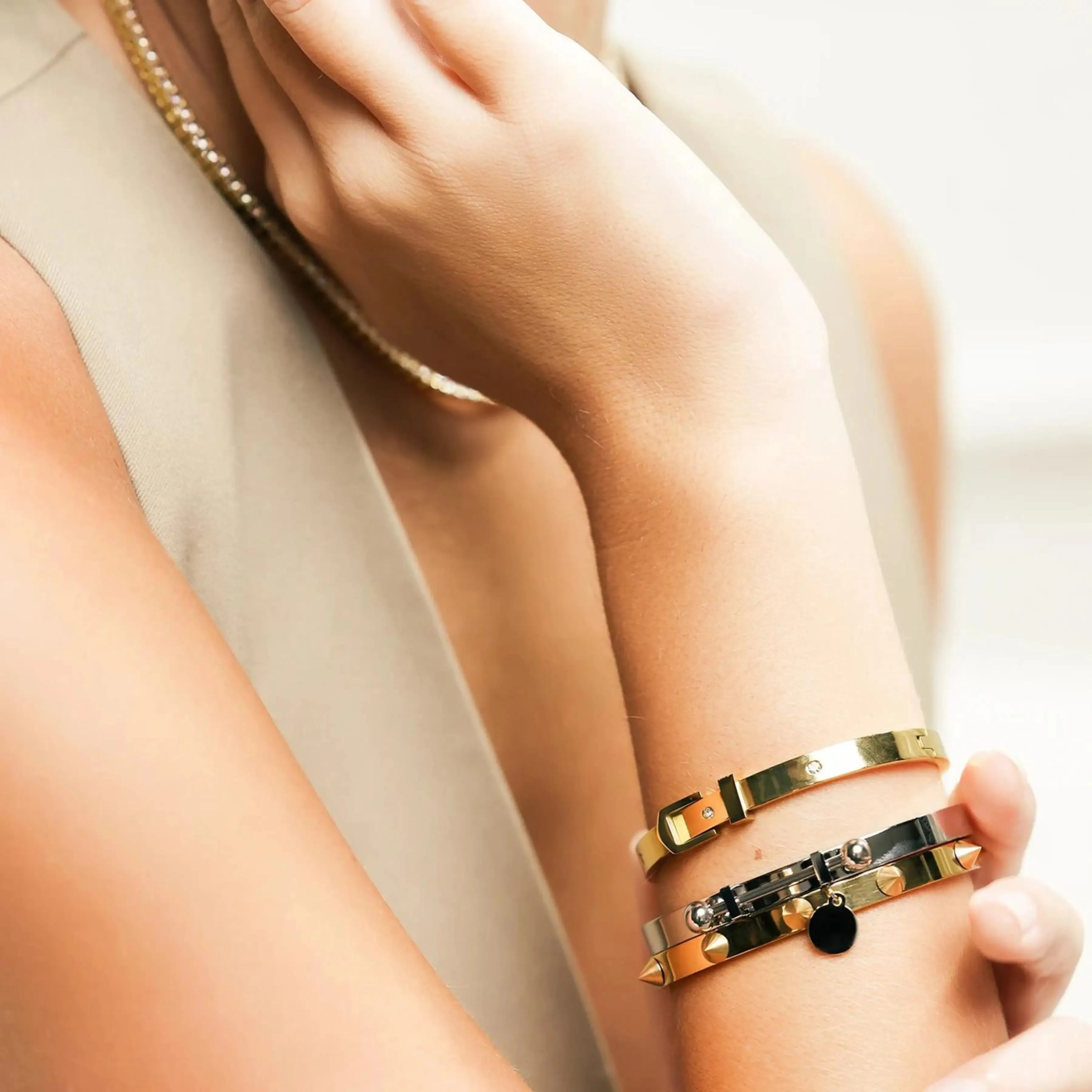 BALANCE BRACELET STACK