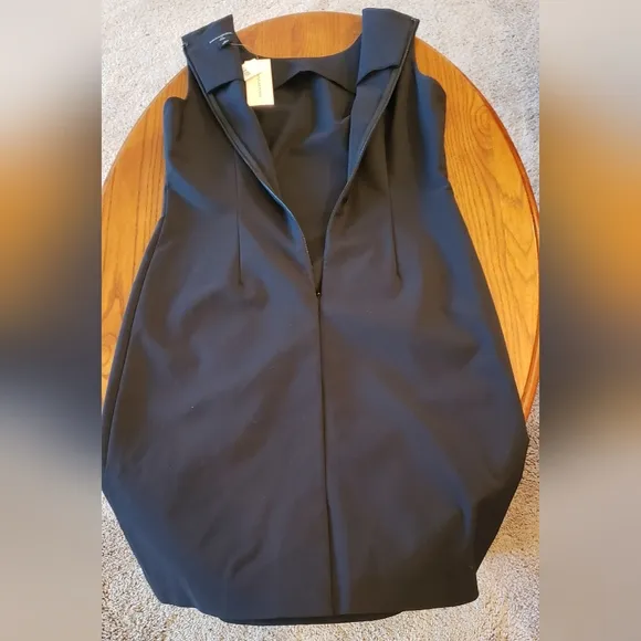 Banana Republic black a-line sleeveless dress, size 2P - NEW