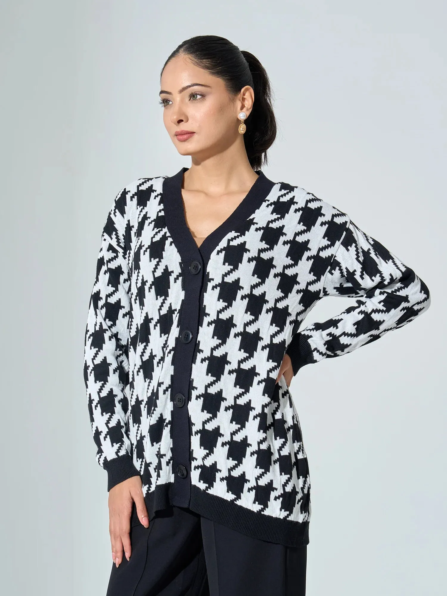 Bergen Houndstooth Knit Cardigan - Black &/White