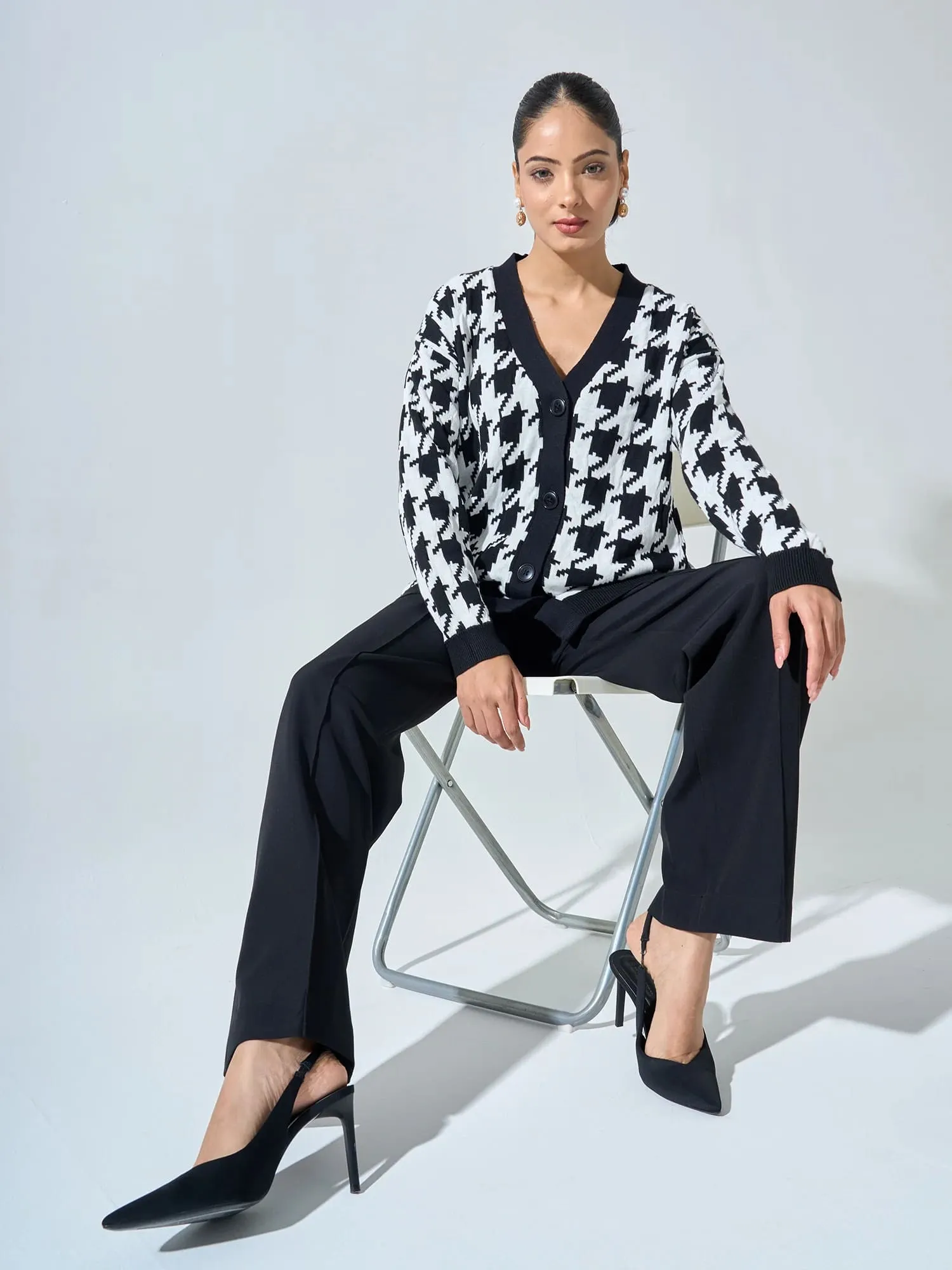 Bergen Houndstooth Knit Cardigan - Black &/White