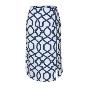 Classic Pencil Silhouette Curvy-Fit Ponte Pencil Skirt