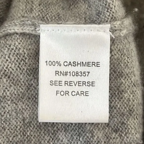 Design History Lightening Bolt Cashmere Sweater Large