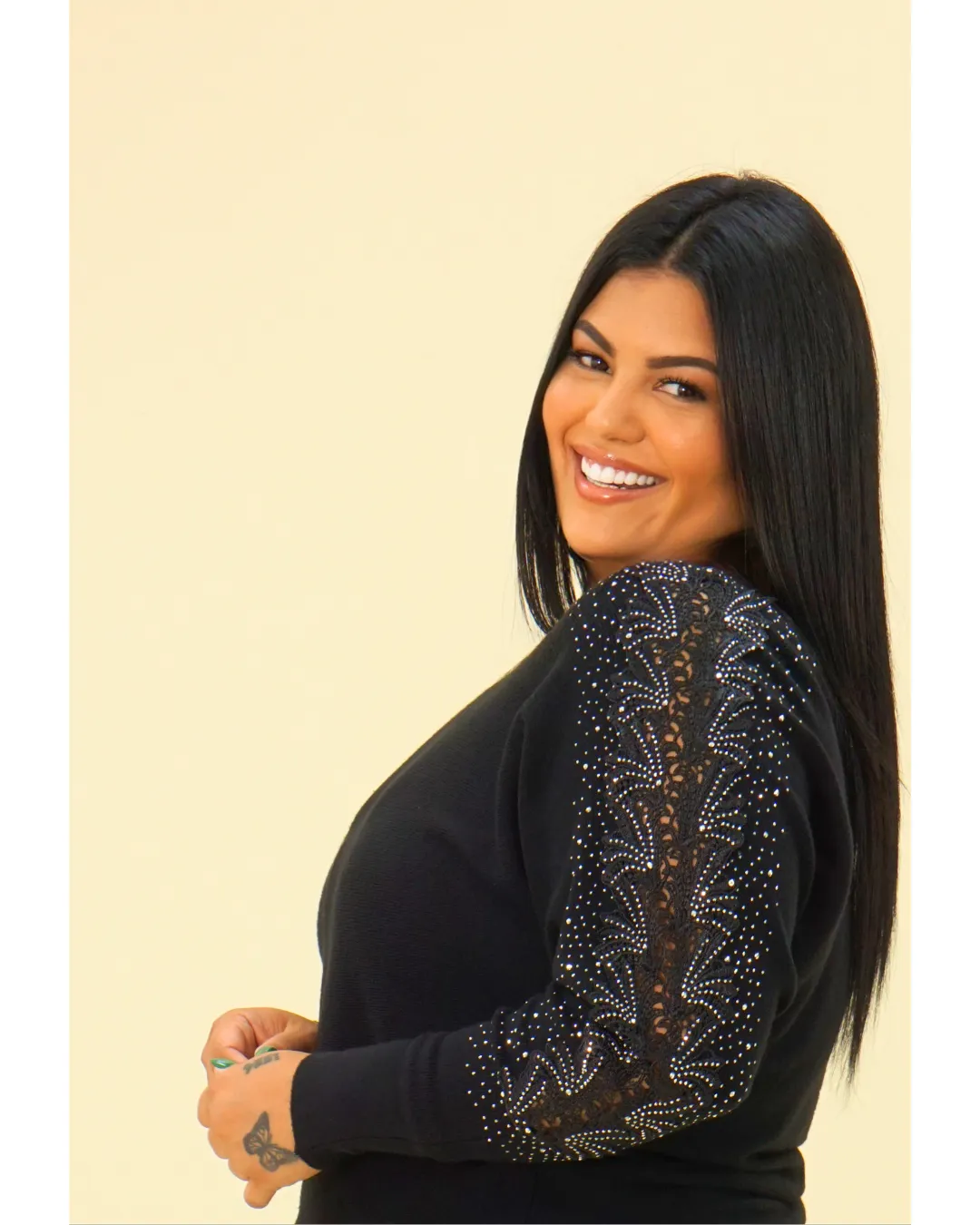 FLOWER LACE SLEEVE SWEATER