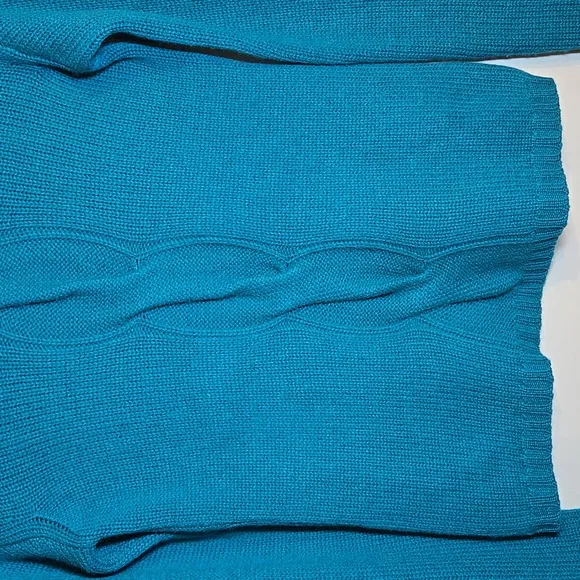 Garnet Hill Cashmere Two Ply Yarn Knit Cable Details Turtlekneck Sweater NWOT