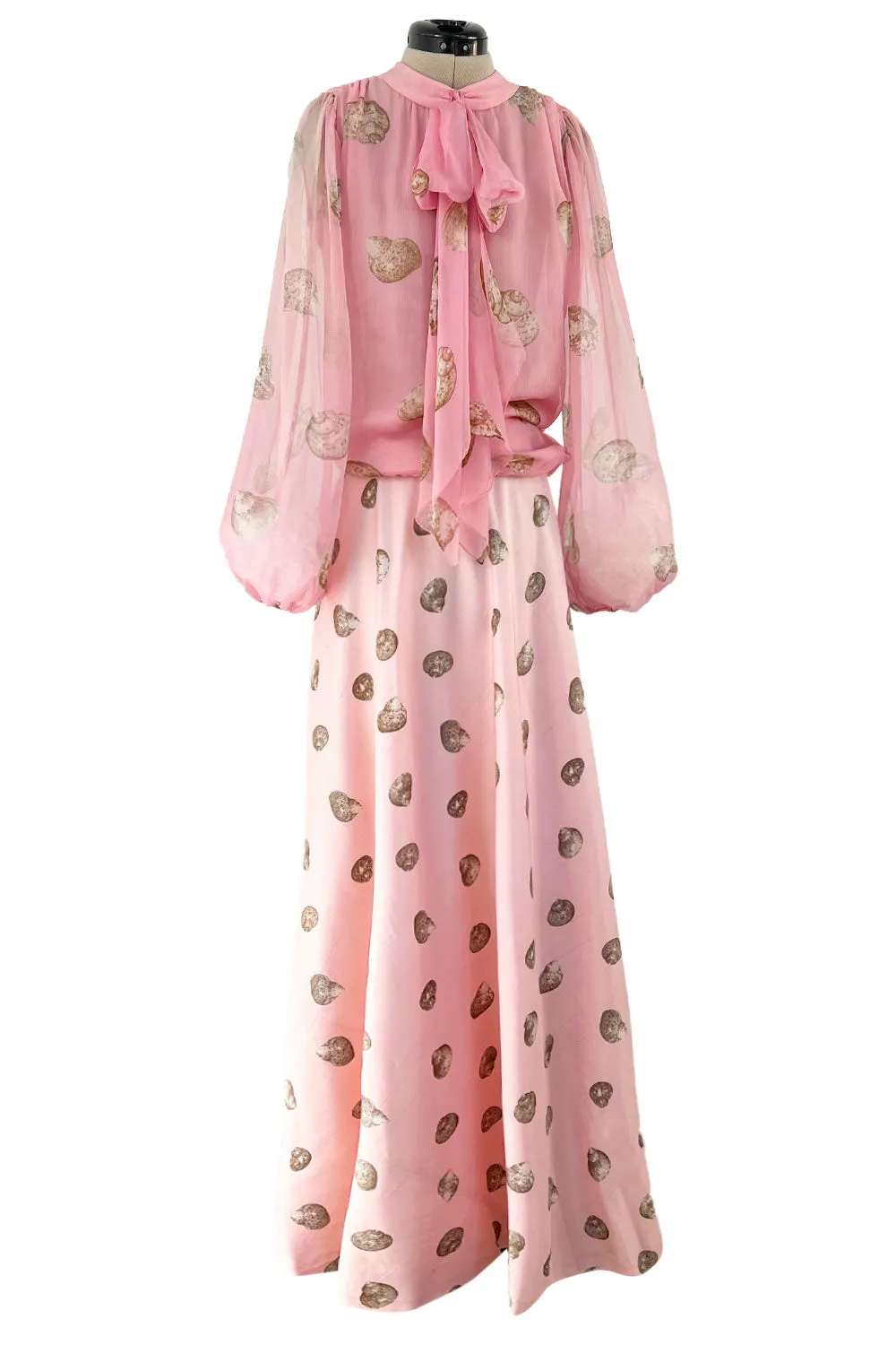 Gorgeous Spring 1974 Valentino Ad Campaign Shell Print Pink Silk Chiffon Top & Silk Twill Skirt Set