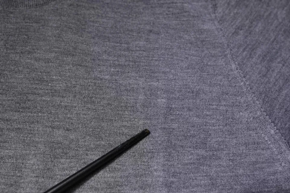 Gray Cashmere Crew Neck Pullover Sweater