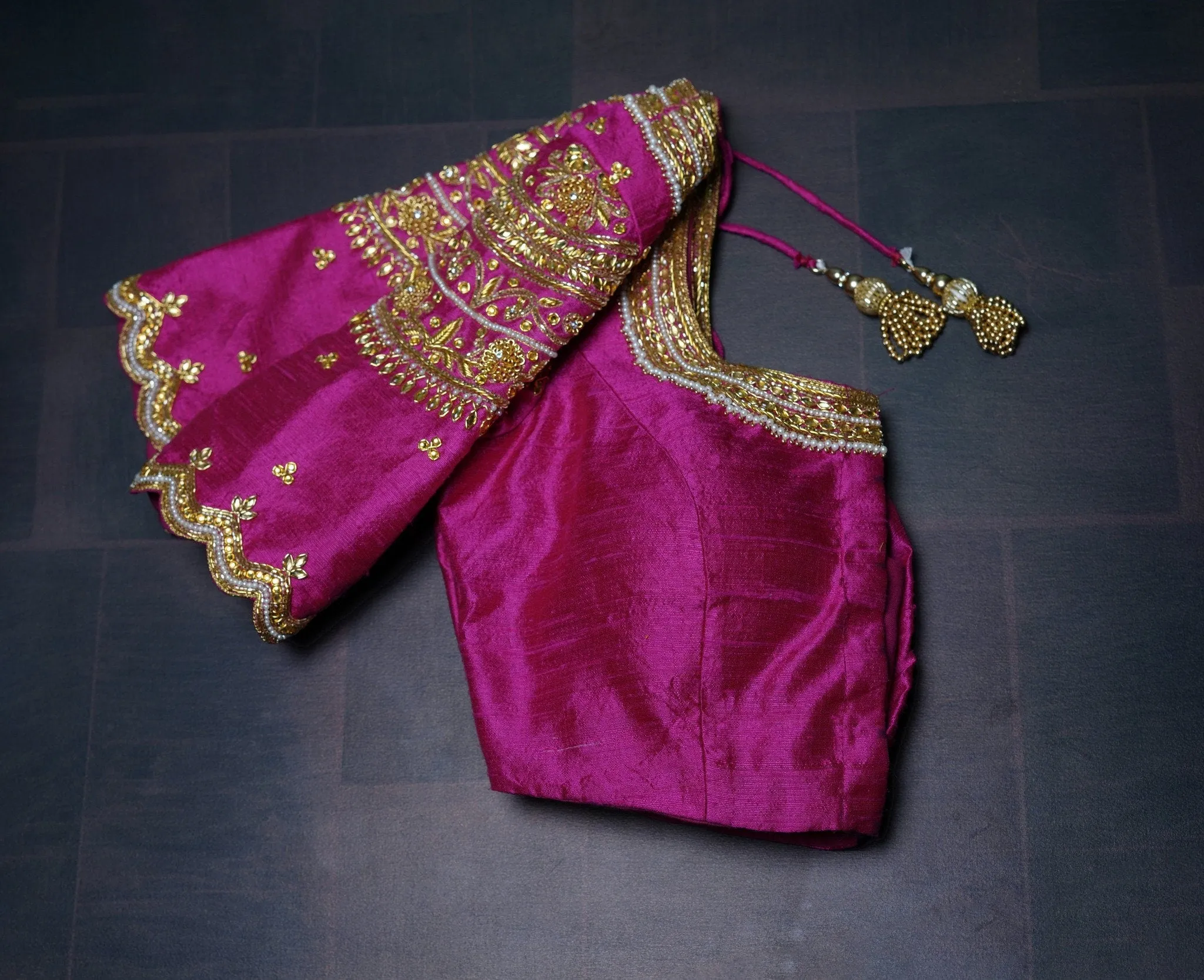 Hot Pink blouse indian,Latest indian blouse designs,saree blouse designs indian,saree stitched blouse,south indian blouse,designer blouse