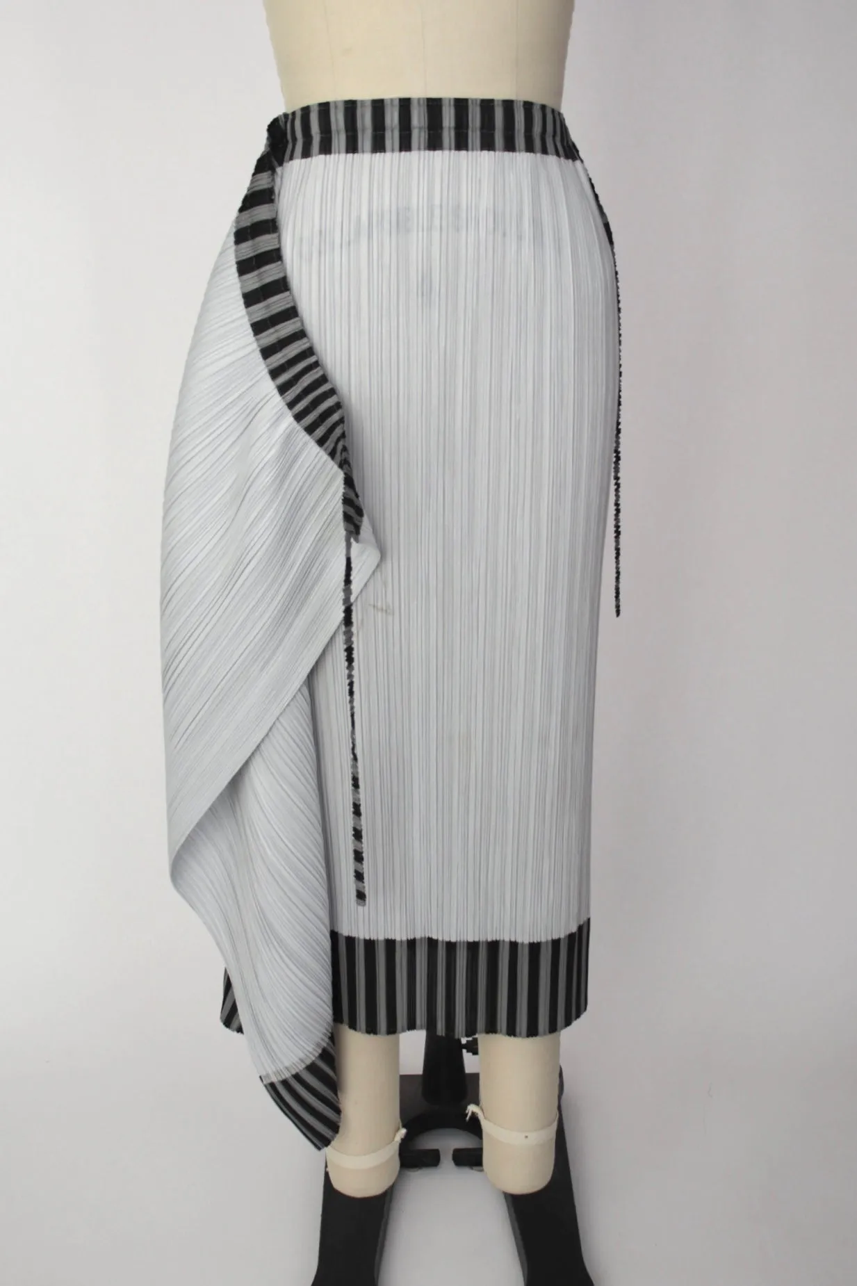 Issey Miyake Pleats Please Airplane Appliqué Skirt