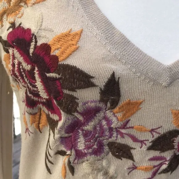JOHNNY WAS Silk Cashmere Blend Cold Shoulder Womens XS Embroidered Tan Sweater