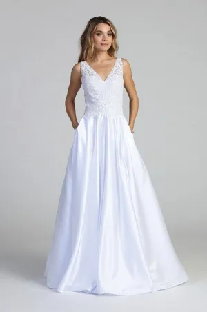 Let’s Evening Gowns 7673L