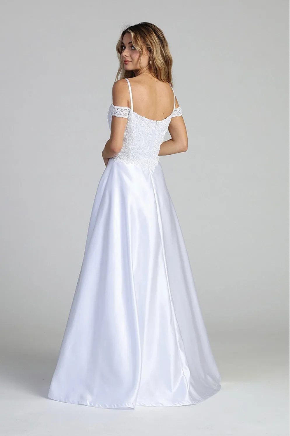 Let’s Evening Gowns 7677L