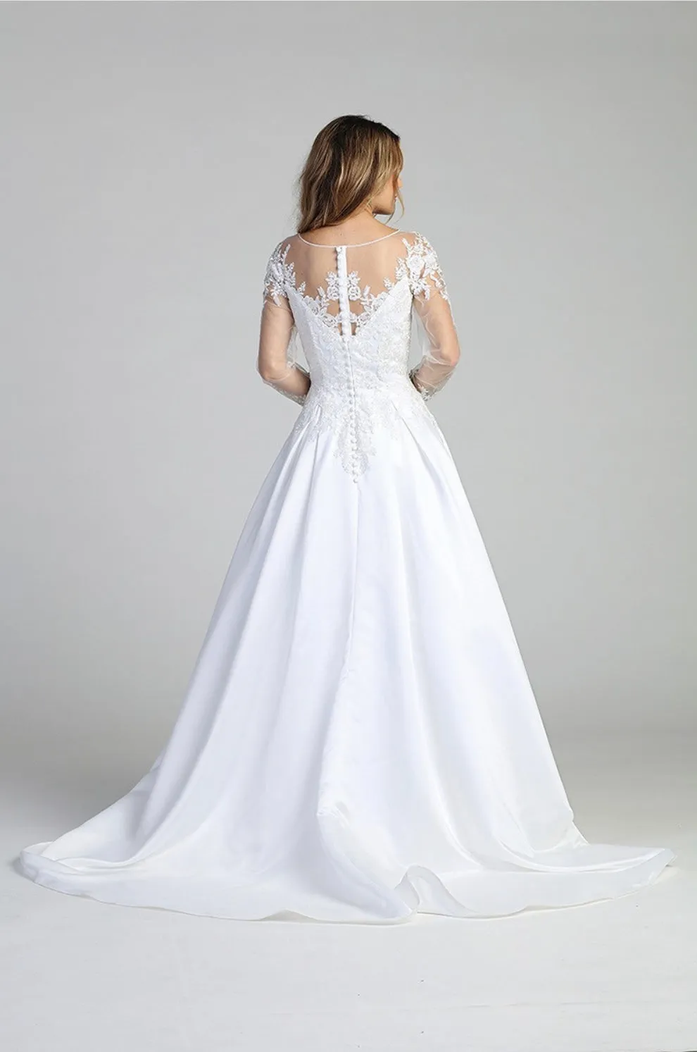 Let’s Evening Gowns 7703L