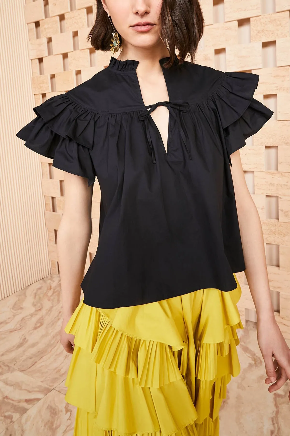 Letty Top in Noir