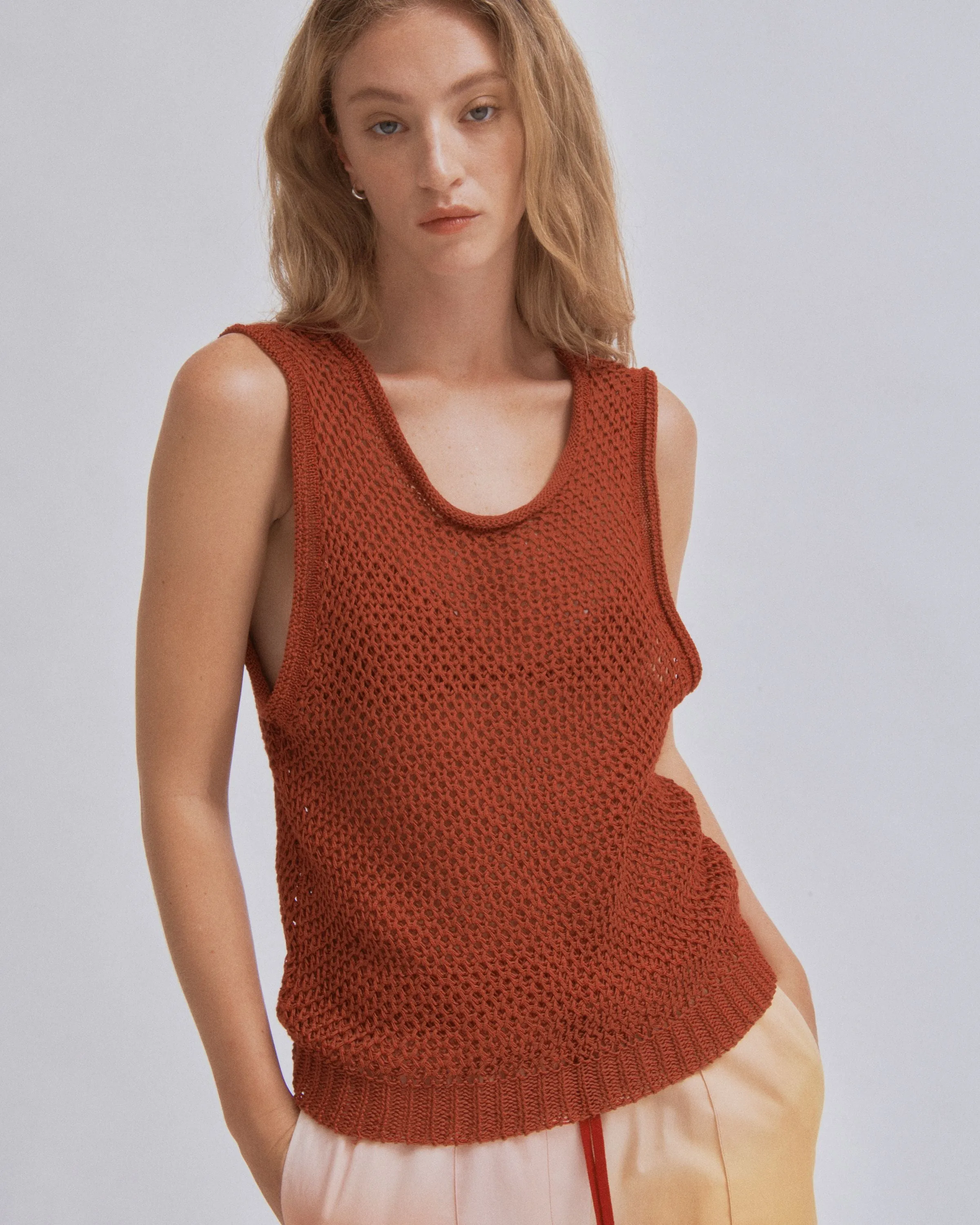 Linen Knit Tank in Brick