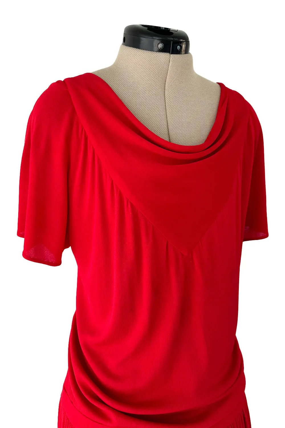 Minimalist Spring 1977 Christian Dior by Marc Bohan Haute Couture Red Silk Jersey Dress w Button Back
