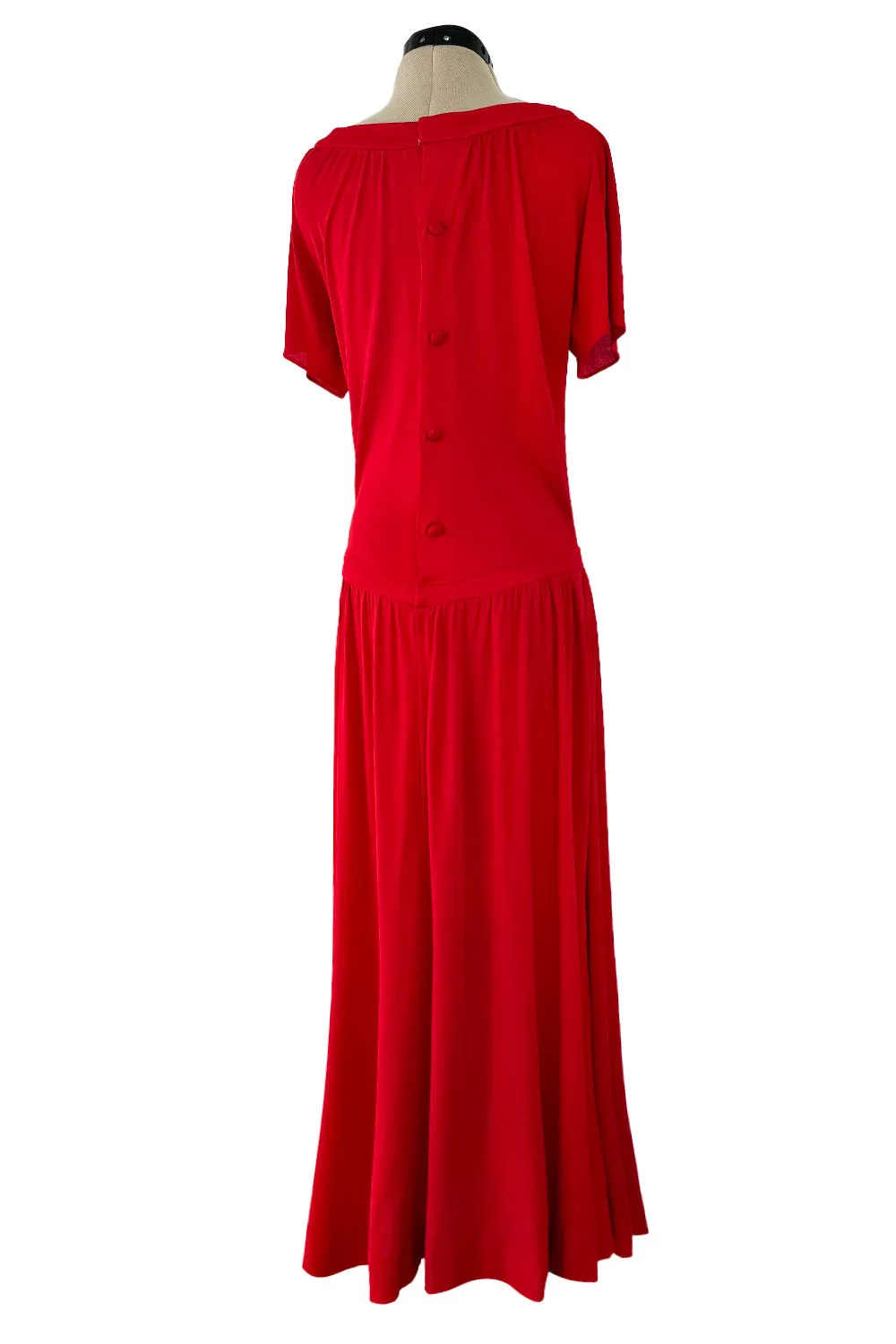 Minimalist Spring 1977 Christian Dior by Marc Bohan Haute Couture Red Silk Jersey Dress w Button Back