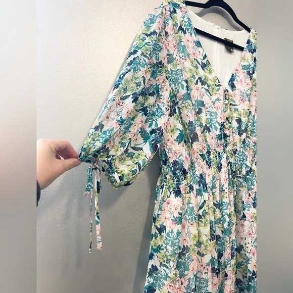 NWT Taylor Floral Boho Dress Plus Size 16 16W 1X Spring Summer Peasant A-Line