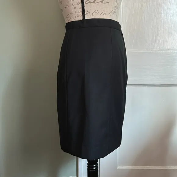 Patriots by Weintraub Bros. Black A-Line Uniform Skirt