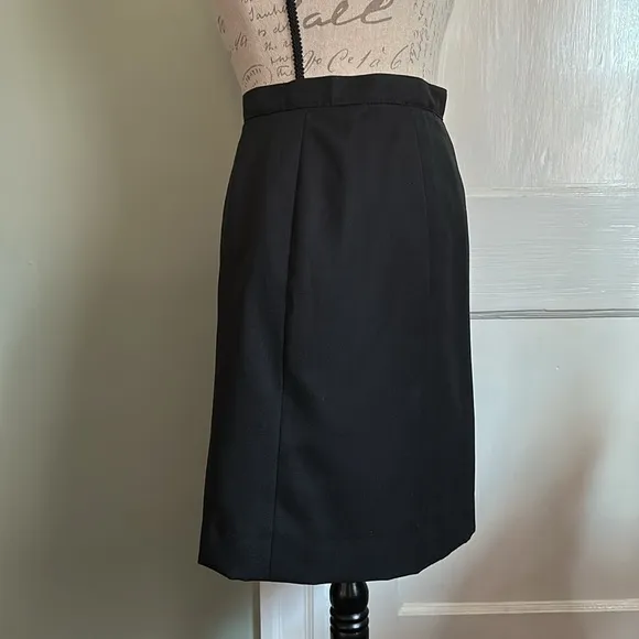 Patriots by Weintraub Bros. Black A-Line Uniform Skirt