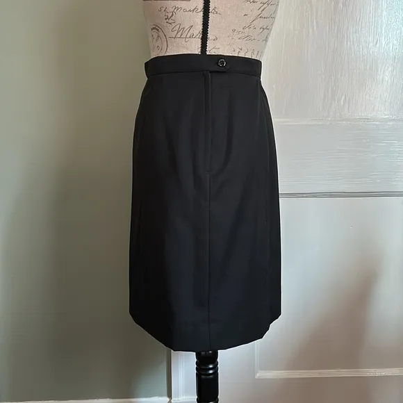Patriots by Weintraub Bros. Black A-Line Uniform Skirt