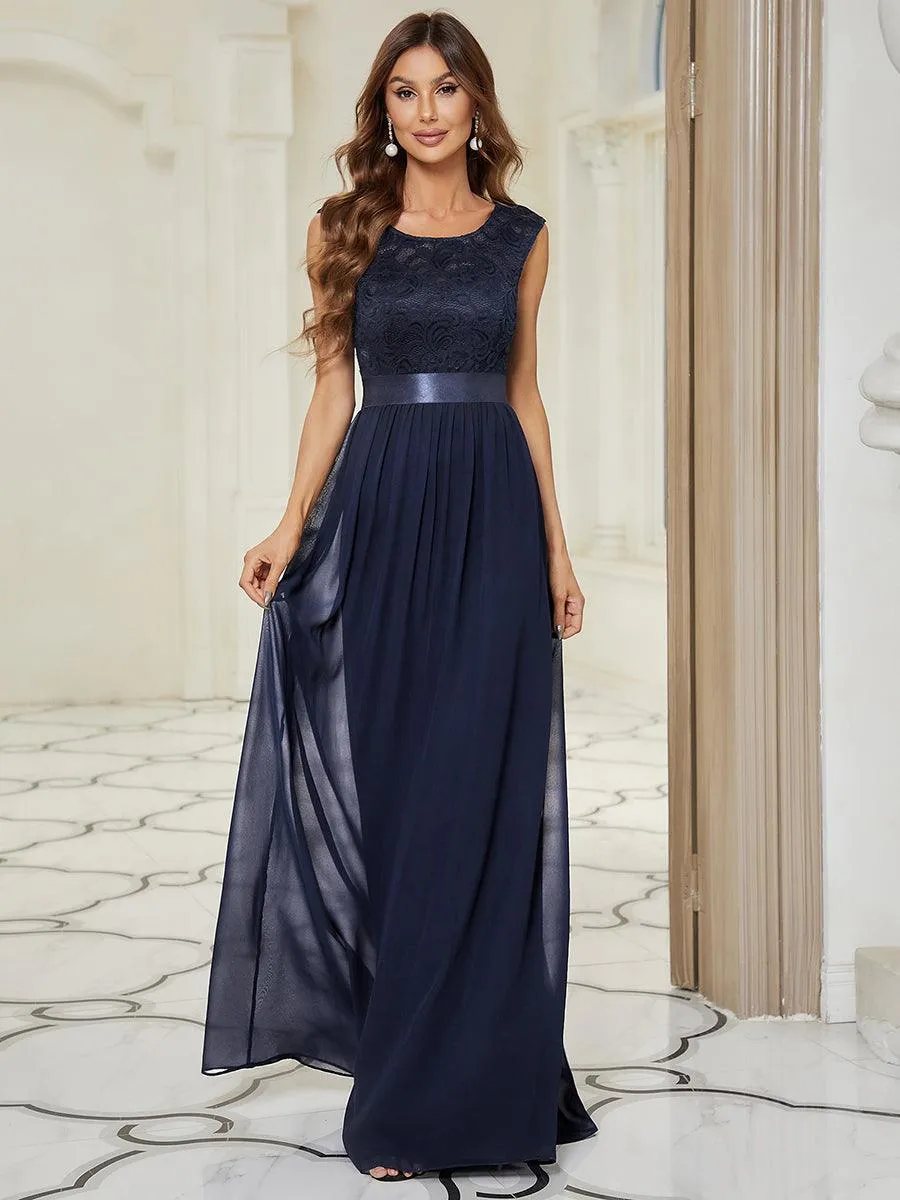 Robe de demoiselle d'honneur classique à col rond et dos en dentelle(Vente finale)