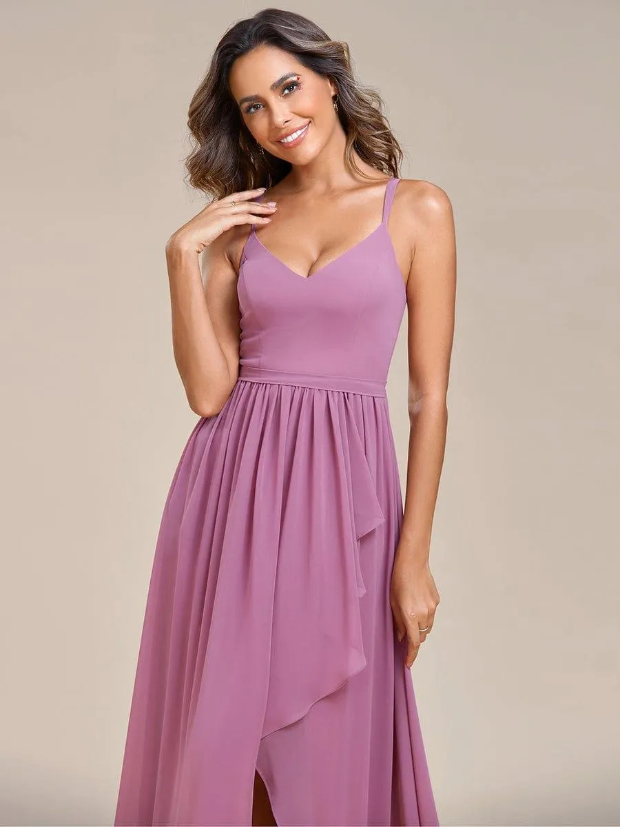 Robe demoiselle d'honneur mousseline bretelles fines et fente sur le devant