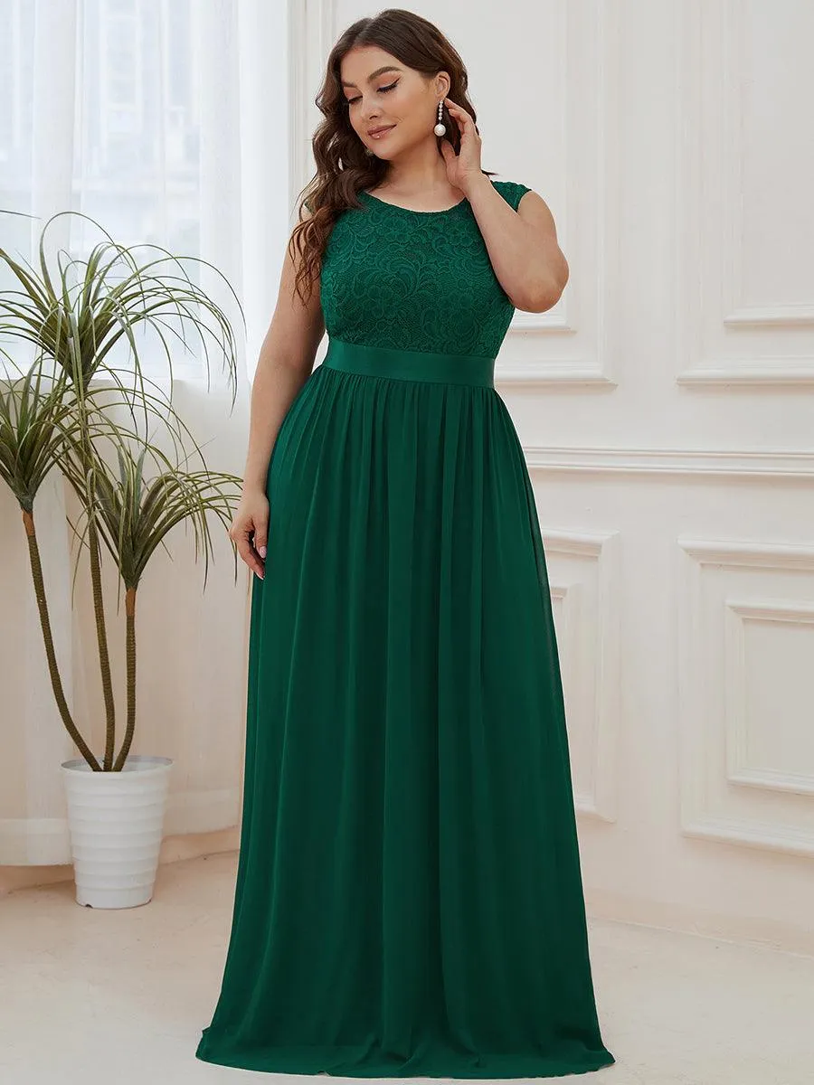 Robe mariage invitée longue en dentelle sans manches