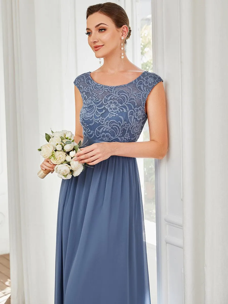 Robe mariage invitée longue en dentelle sans manches