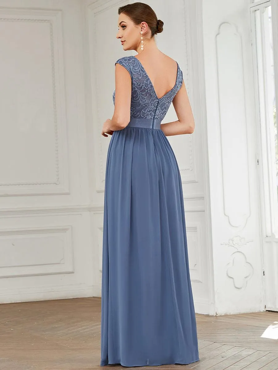 Robe mariage invitée longue en dentelle sans manches
