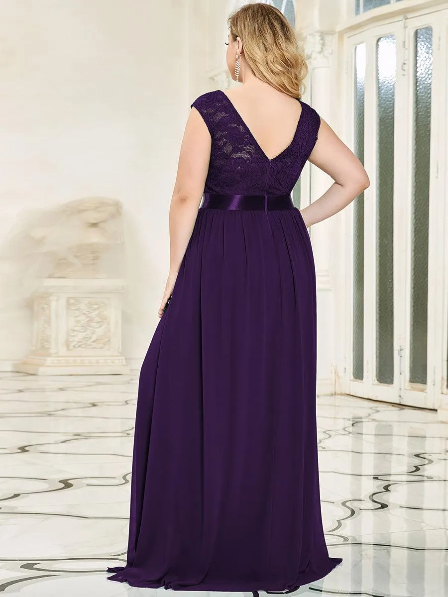 Robe mariage invitée longue en dentelle sans manches