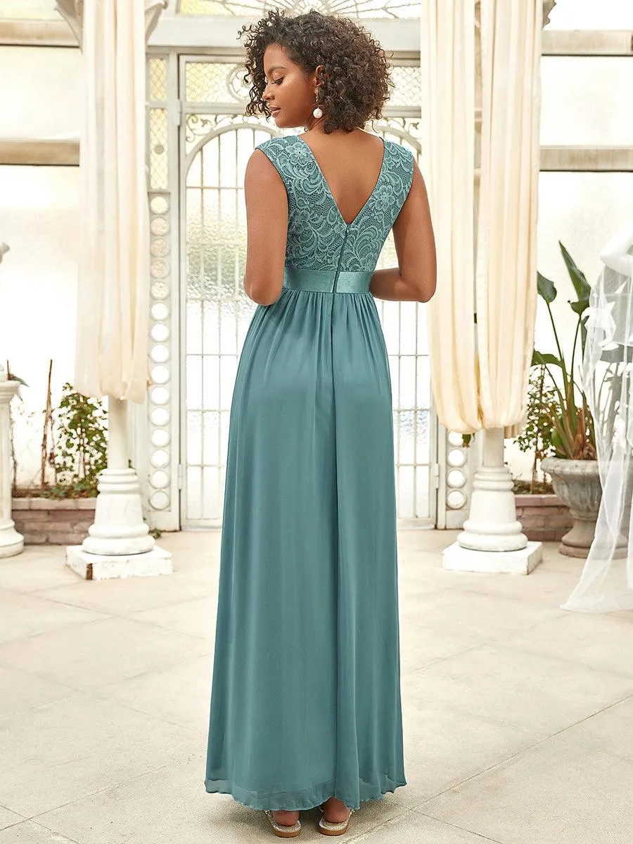 Robe mariage invitée longue en dentelle sans manches