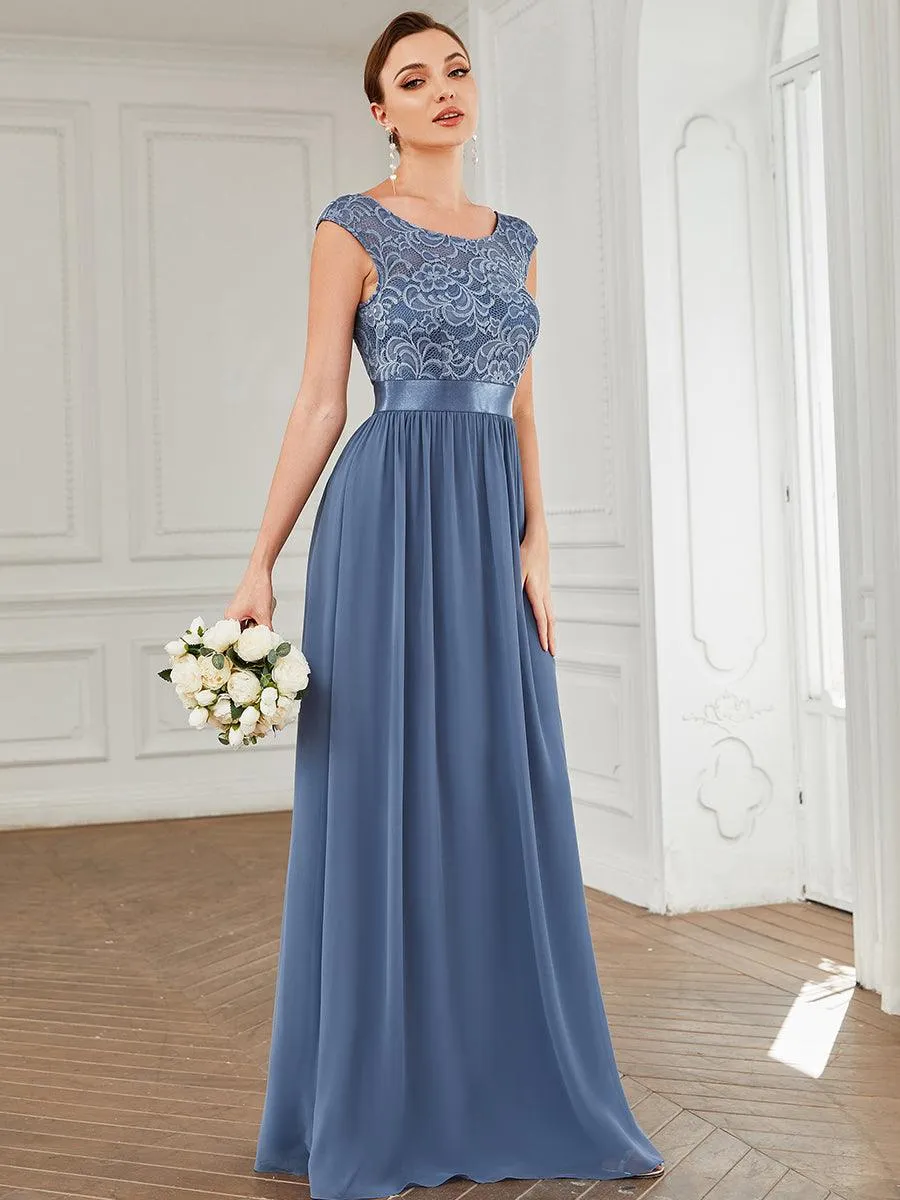 Robe mariage invitée longue en dentelle sans manches