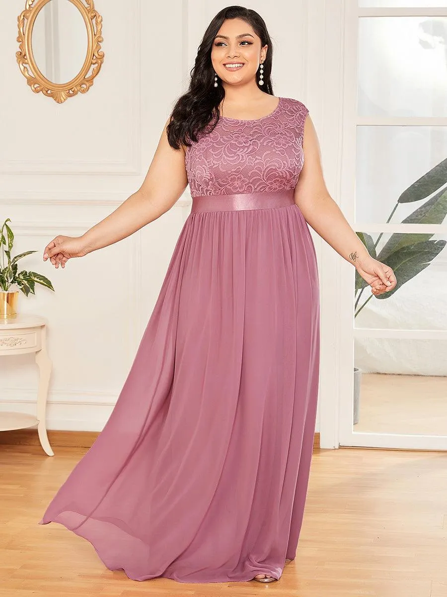Robe mariage invitée longue en dentelle sans manches