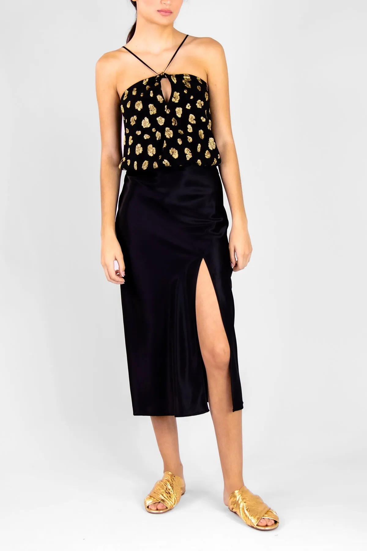 Shining Satin Pencil Skirt in Black