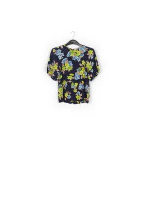 Short sleeved top