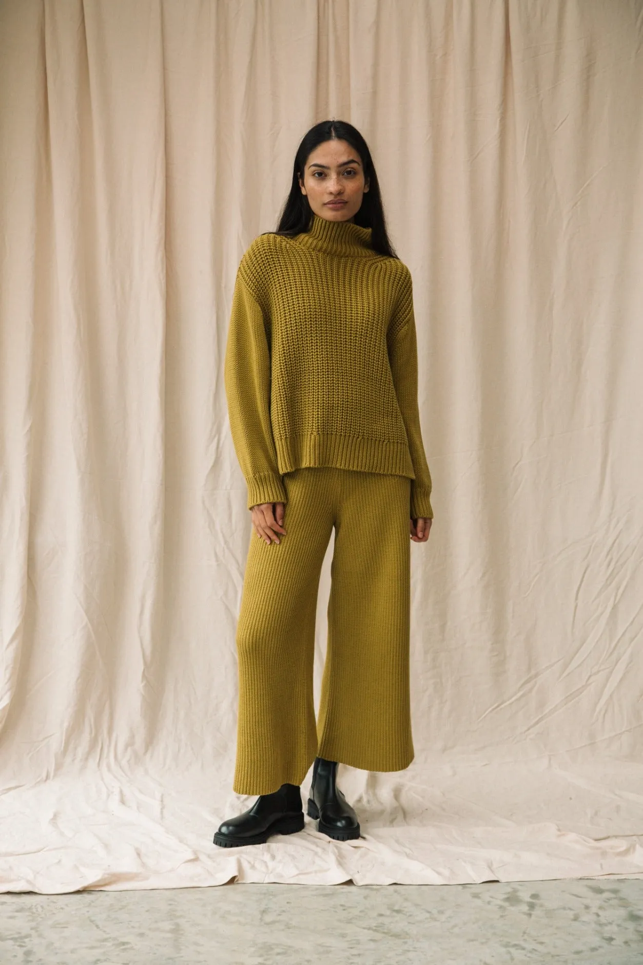Tora Organic Cotton Jumper in Chartreuse