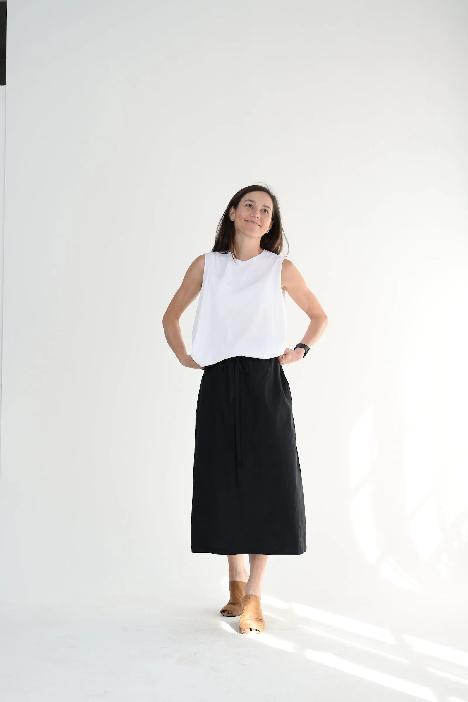Twisted Skirt Medium Long in Black