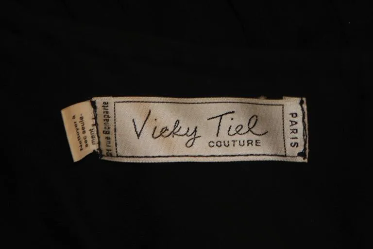 VICKY TIEL Black Ruched Jersey Cocktail Dress Size 4-6